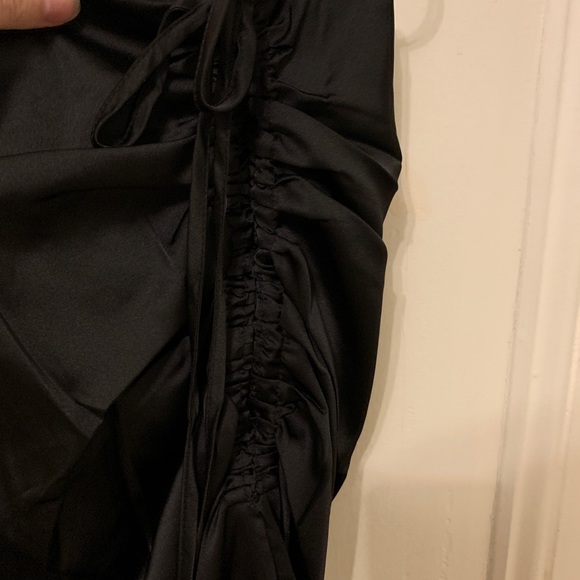 Black midi side slit fashion nova skirt - Picture 4 of 5